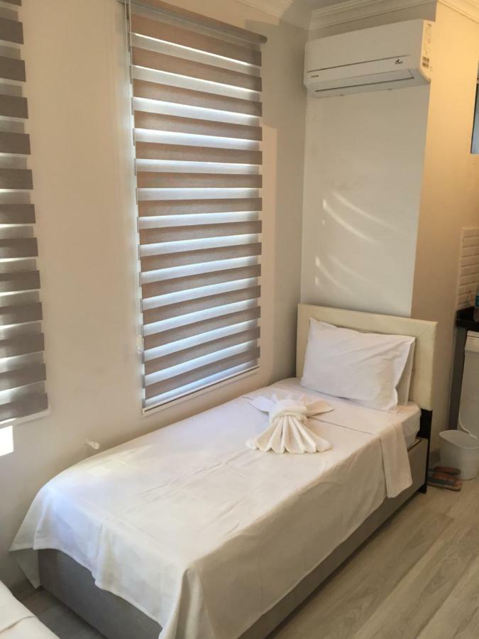 Serhat Apart Otel Istanbul Exterior foto